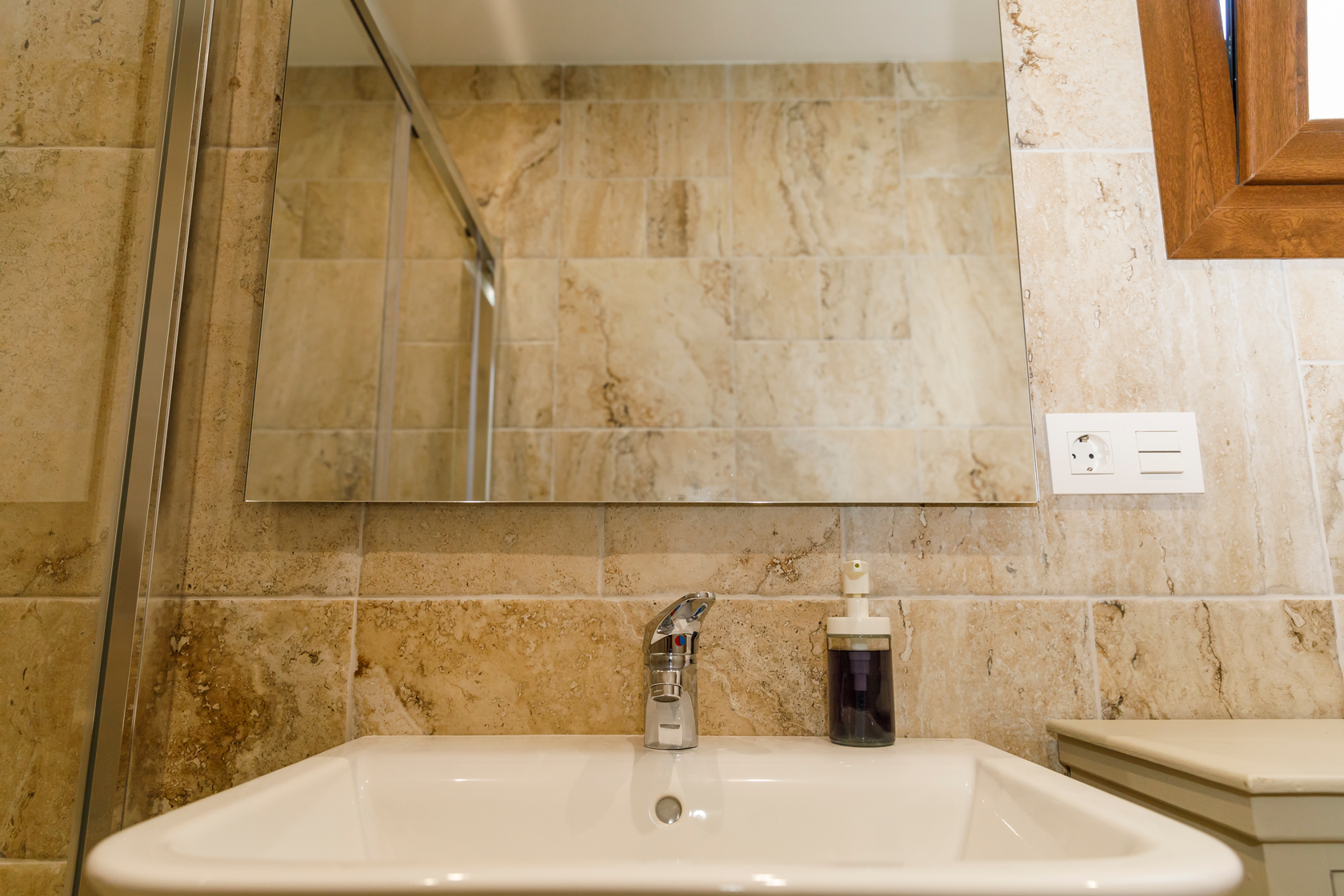 Baño-Casa-Rural-El-Laurel